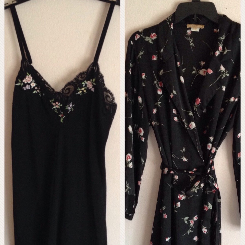 Oscar De la Renta black nightgown & Sensara robe